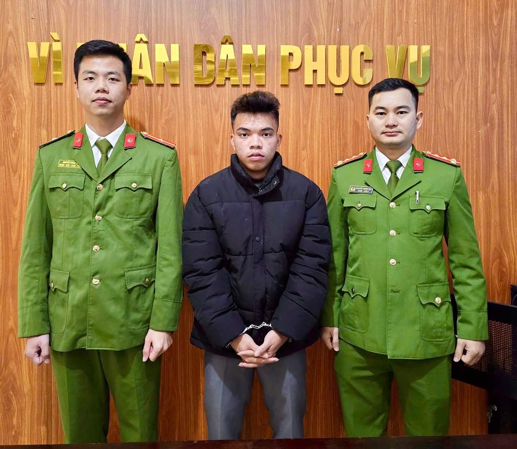 Đối tượng tại cơ quan Công an