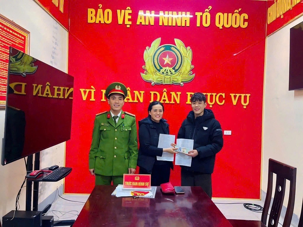 Chị Cam nhận lại số tiền từ anh Hà do chuyển khoản nhầm