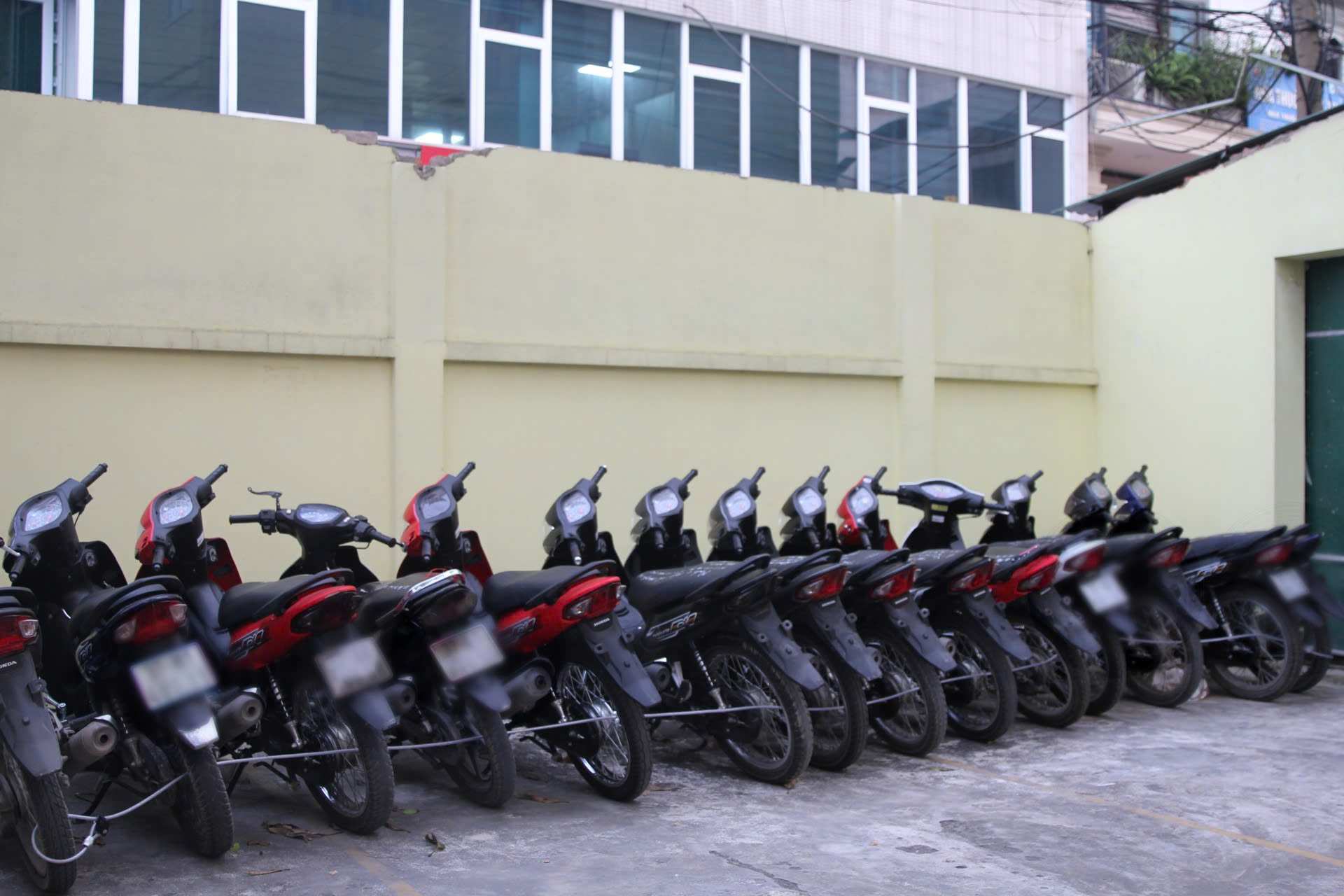 Tang vật vụ án