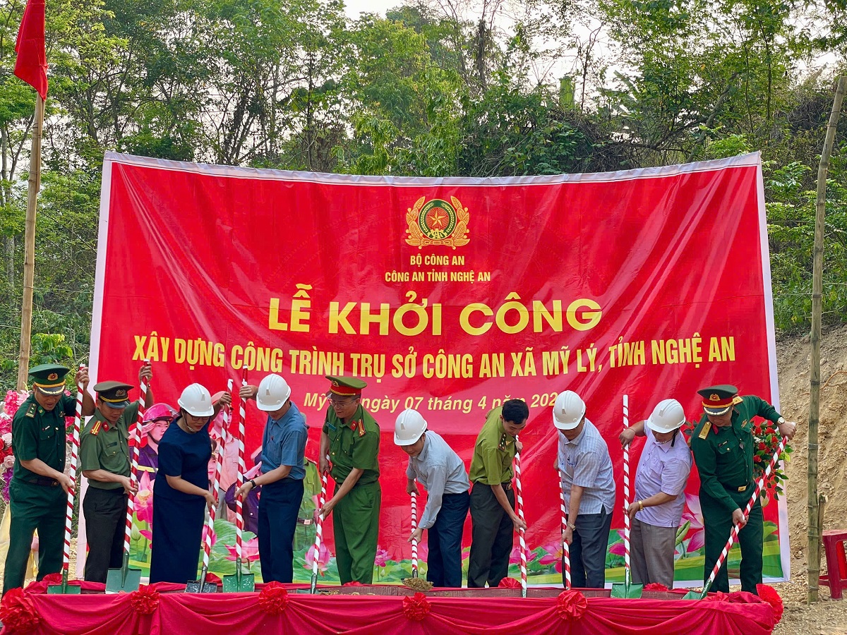 Trụ sở (mới) Công an xã Mỹ Lý được xây dựng tại Bản Xiềng Tắm