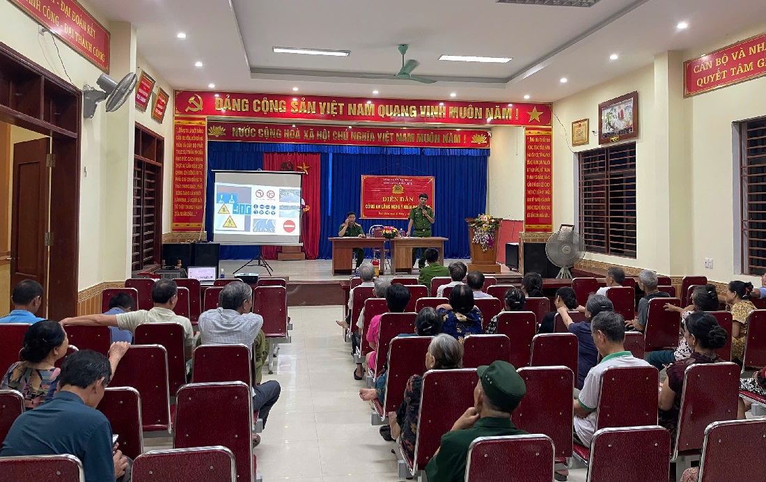 Toàn cảnh Diễn đàn