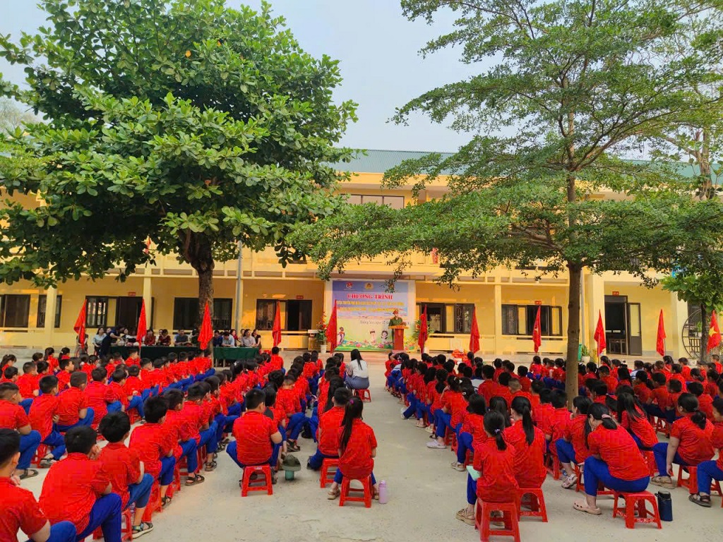 Toàn cảnh buổi tuyên truyền