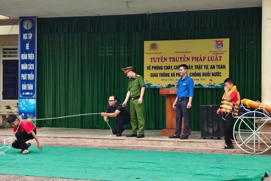 Tuyên truyền, phổ biến pháp luật cho học sinh