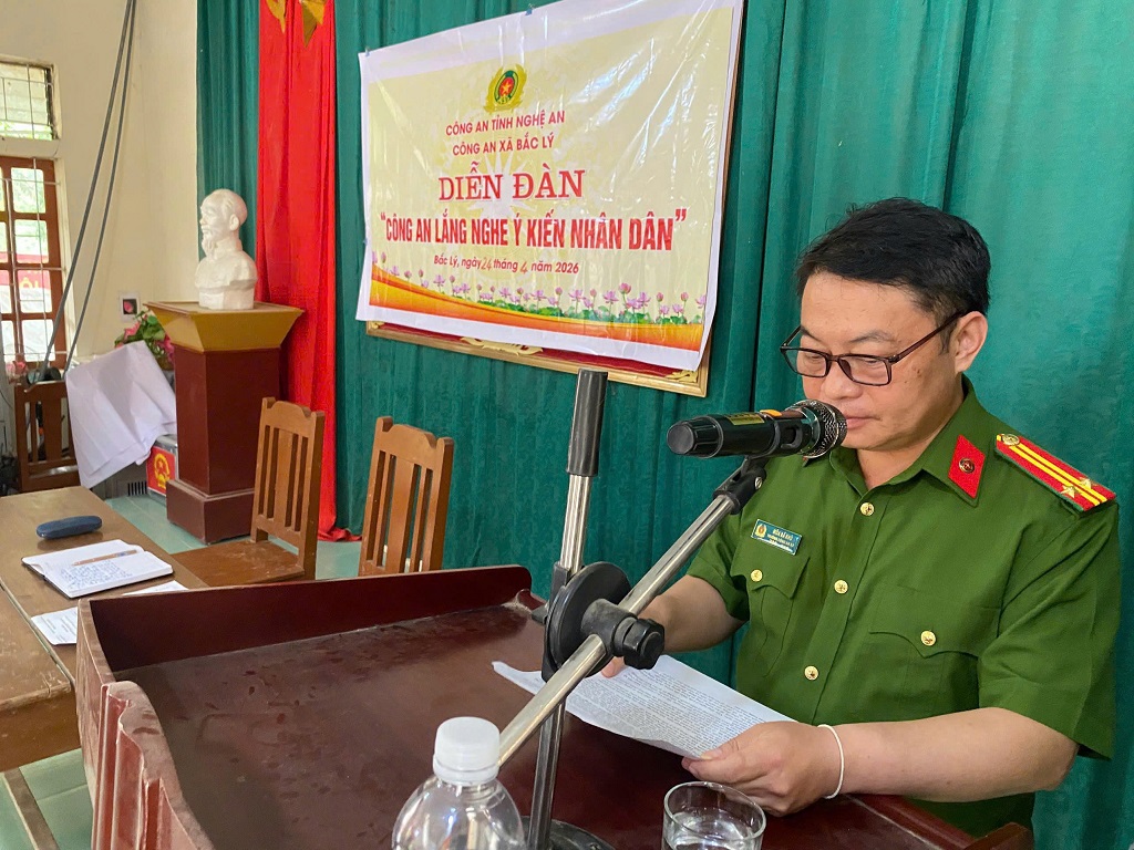 Toàn cảnh diễn đàn