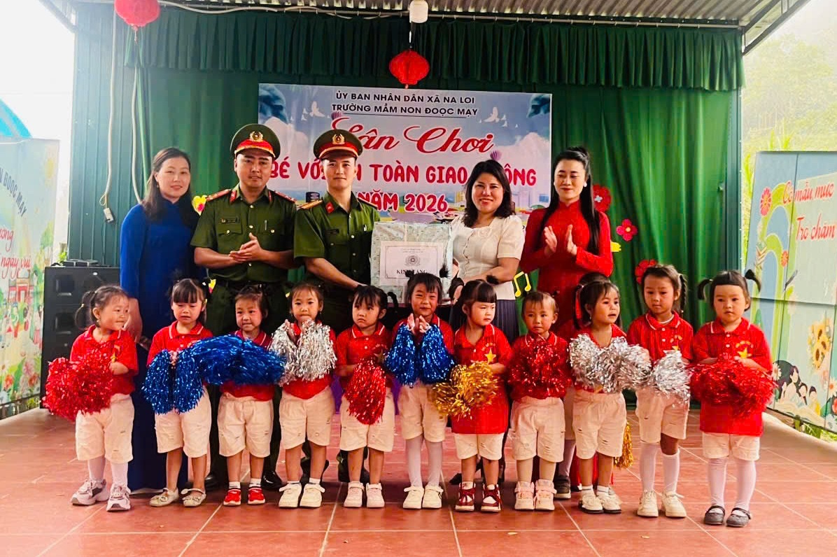 Tại Trường Mầm non Đọoc Mạy