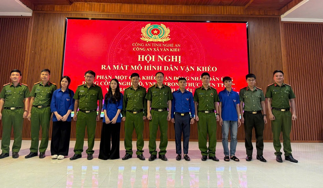 Đại biểu tham dự Hội nghị ra mắt mô hình