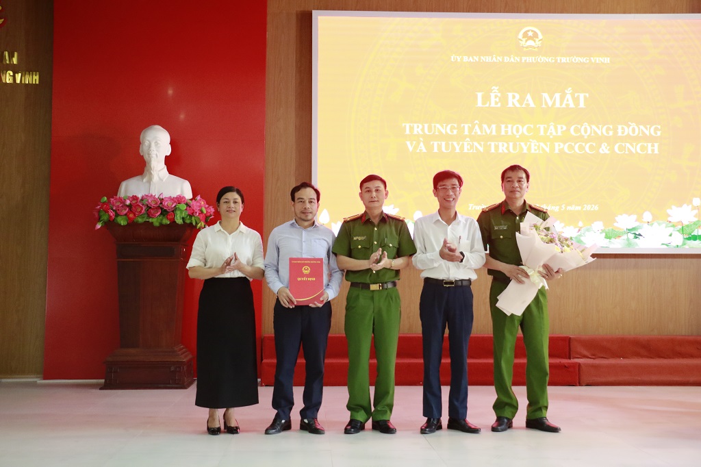 Ra mắt Trung tâm học tập cộng đồng, lồng ghép về PCCC & CNCH phường Trường Vinh