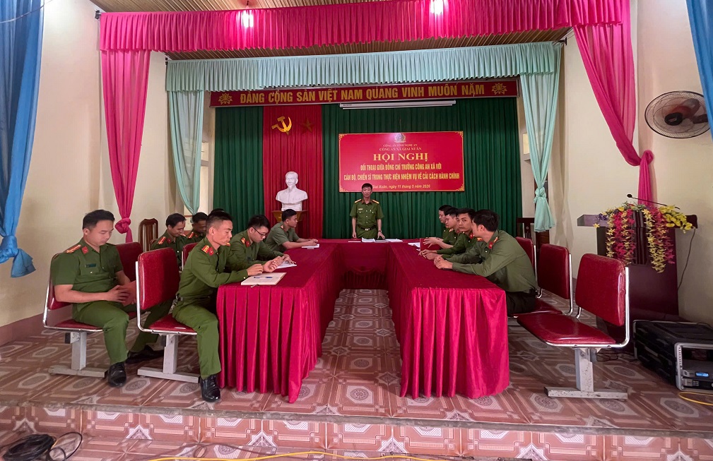 Tại buổi đối thoại