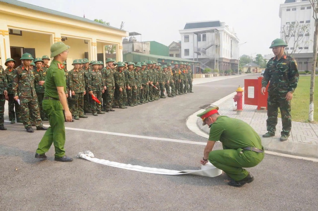 Chương trình trải nghiệm, thực hành kỹ năng PCCC và CNCH được tổ chức định kỳ hằng tháng, góp phần lan tỏa phong trào “Toàn dân tham gia PCCC”