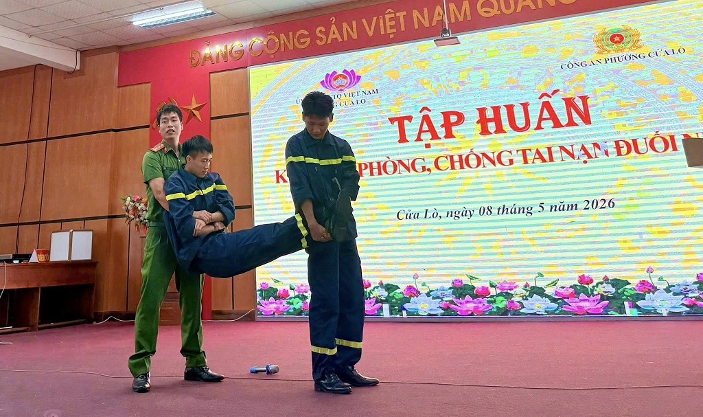 Hoạt động tuyên truyền góp phần nâng cao nhận thức, kỹ năng bảo đảm an toàn trong mùa du lịch hè năm 2026