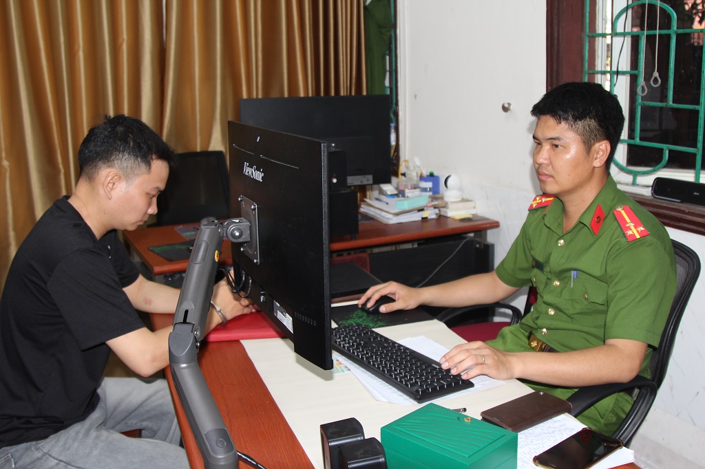 Đối tượng Trịnh Duy Mạnh tại Cơ quan Công an 