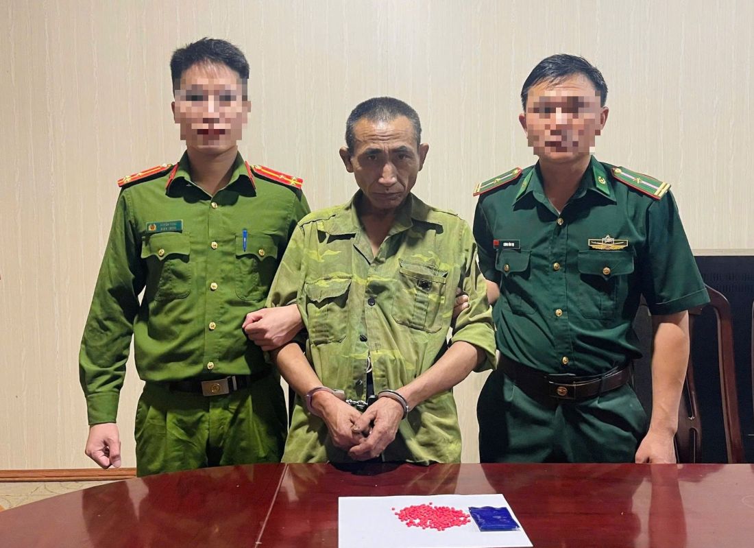 Bắt đối tượng tàng trữ ma túy