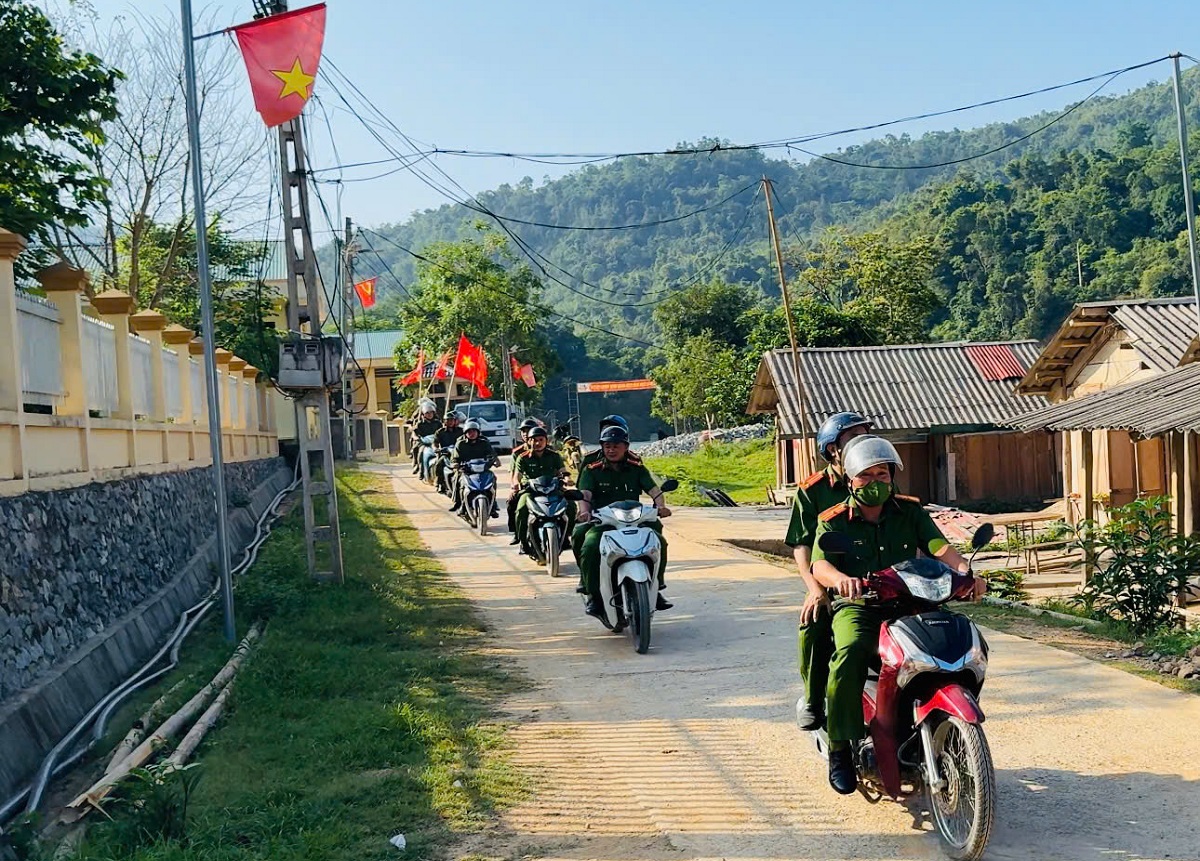 Công an xã Na Loi tổ chức Lễ ra quân hưởng ứng Tháng hành động phòng, chống ma túy năm 2026