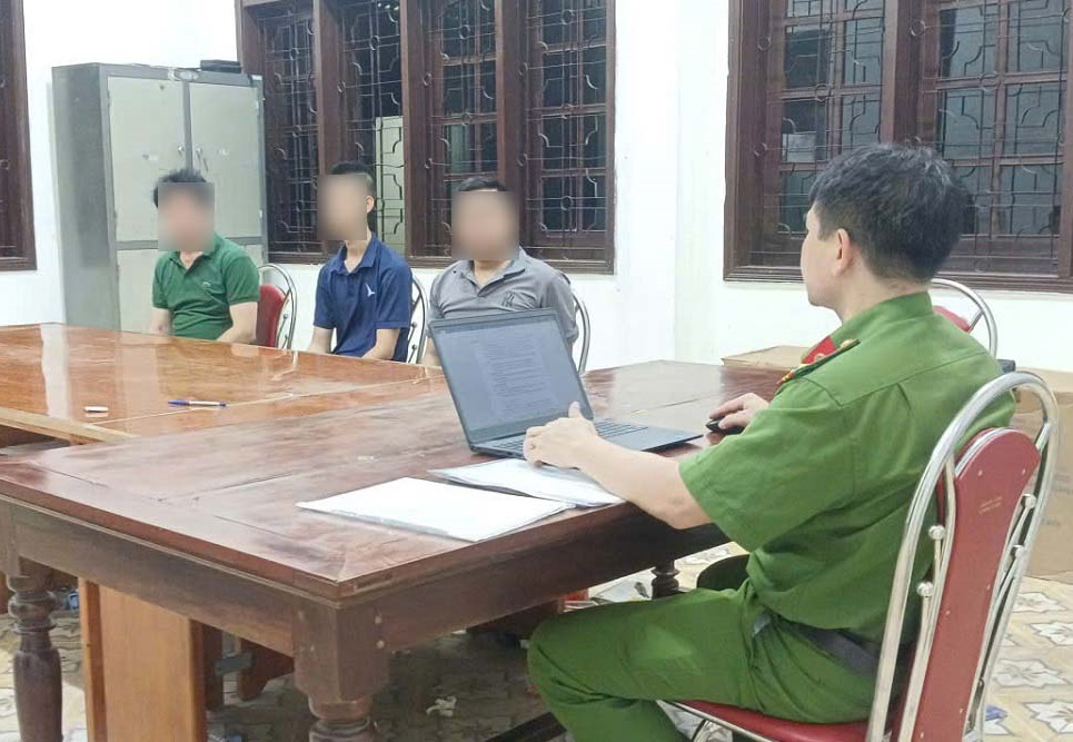 Cơ quan Công an làm việc với 03 đối tượng