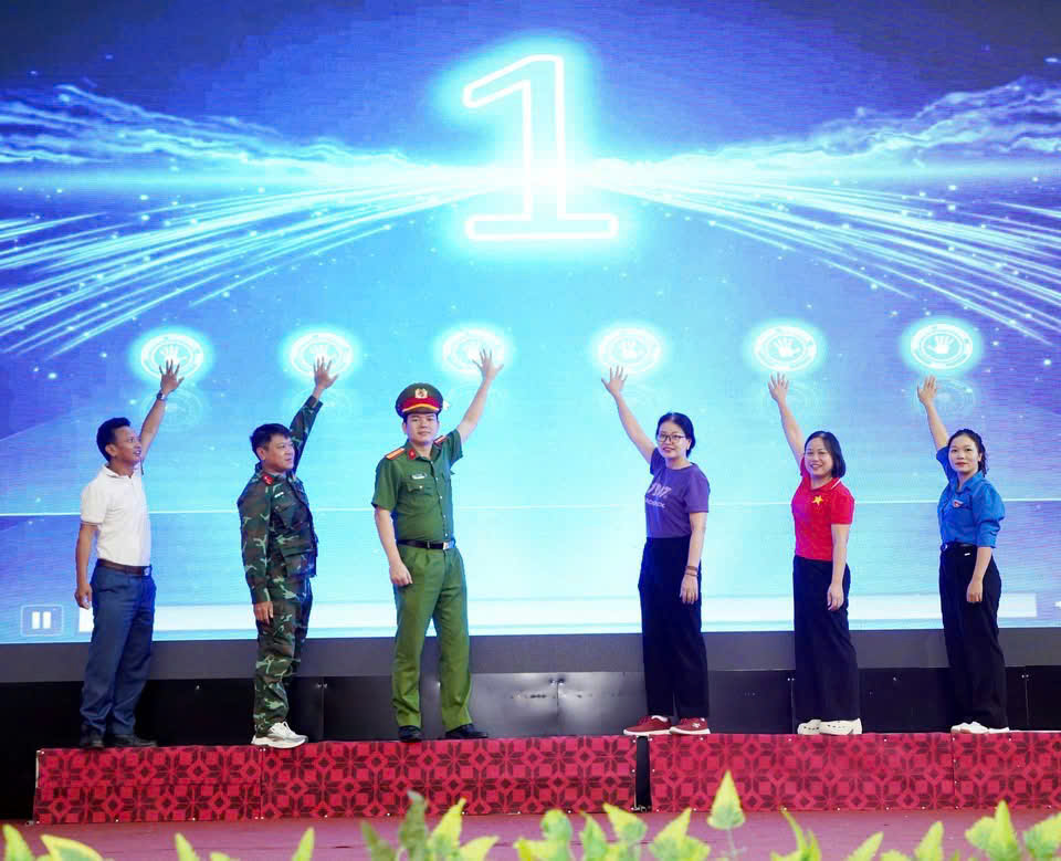 Công an xã Yên Thành tham gia Lễ mít tinh hưởng ứng Tháng hành động phòng, chống ma túy năm 2026
