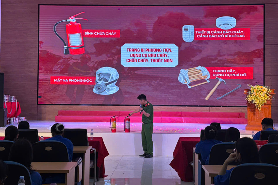 Tuyên truyền, phổ biến pháp luật về phòng cháy, chữa cháy cho đoàn viên, thanh niên