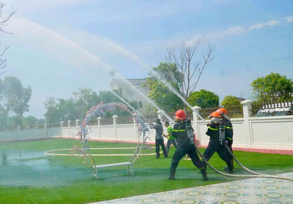 Tăng cường kỹ năng PCCC cho giáo viên, học sinh mầm non