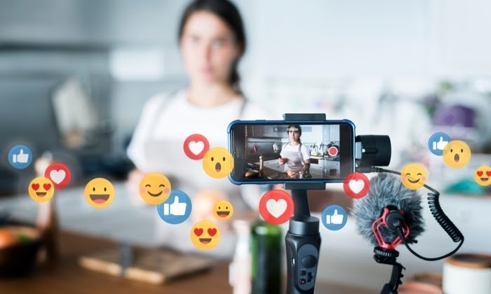 Livestream bán hàng: Khoảng trống pháp lý dần được khép kín, doanh nghiệp và hộ kinh doanh cần chủ động tuân thủ pháp luật
