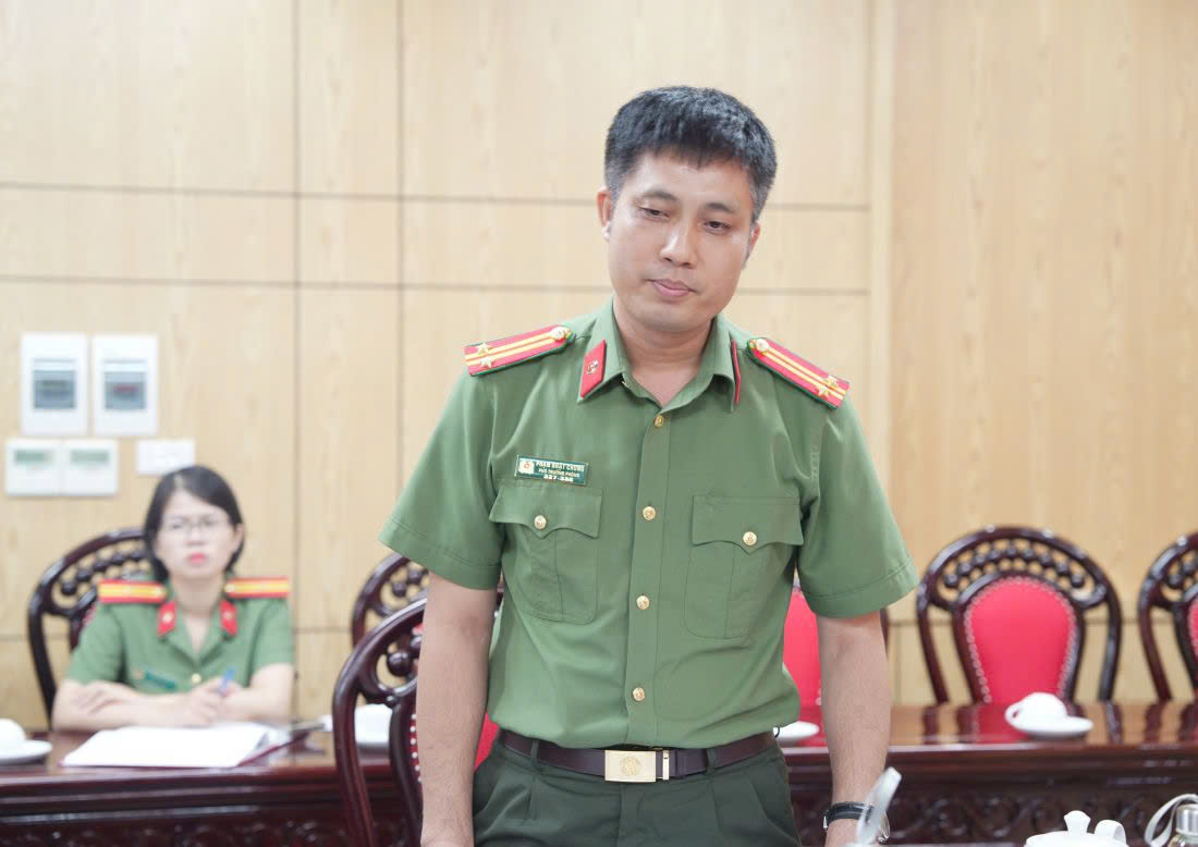 Đại diện Lãnh đạo Phòng Tham mưu phát biểu