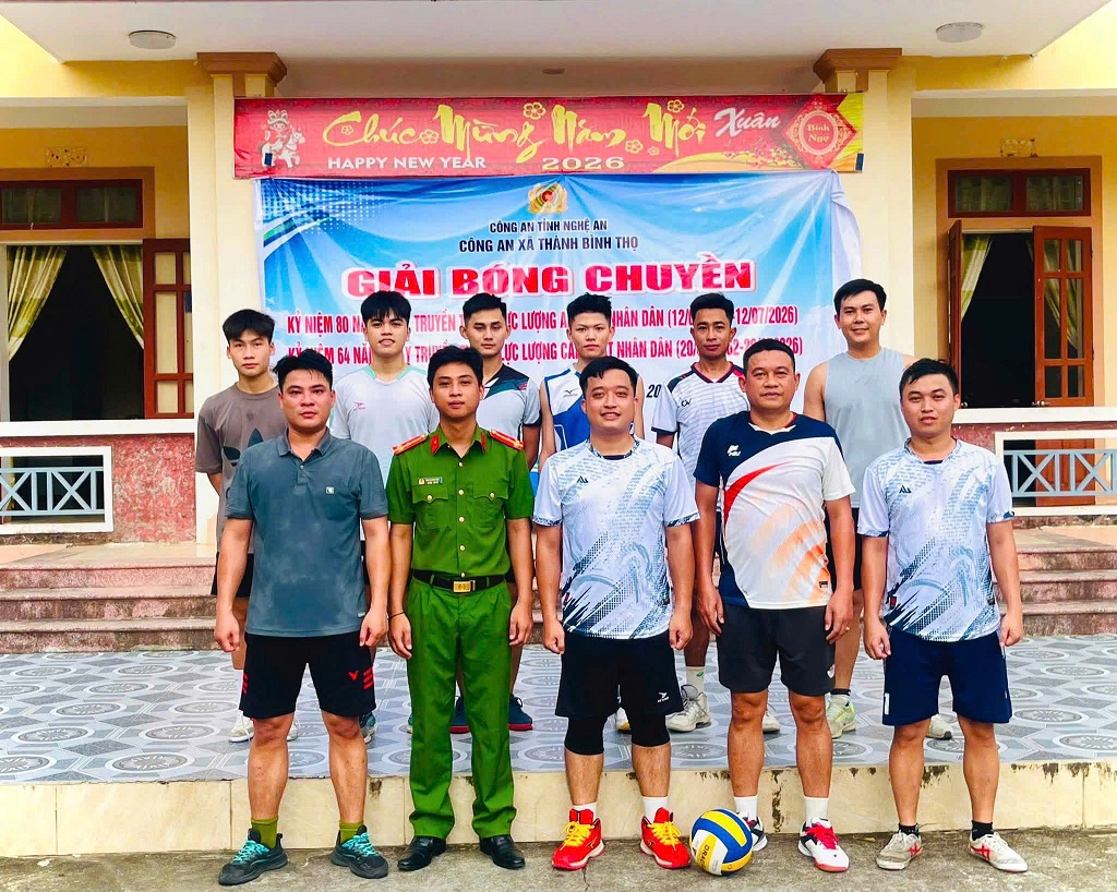 Công an xã tổ chức giao lưu thể thao