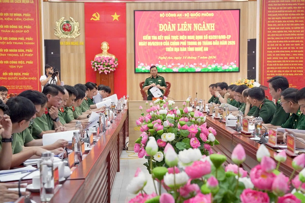 Toàn cảnh buổi làm việc
