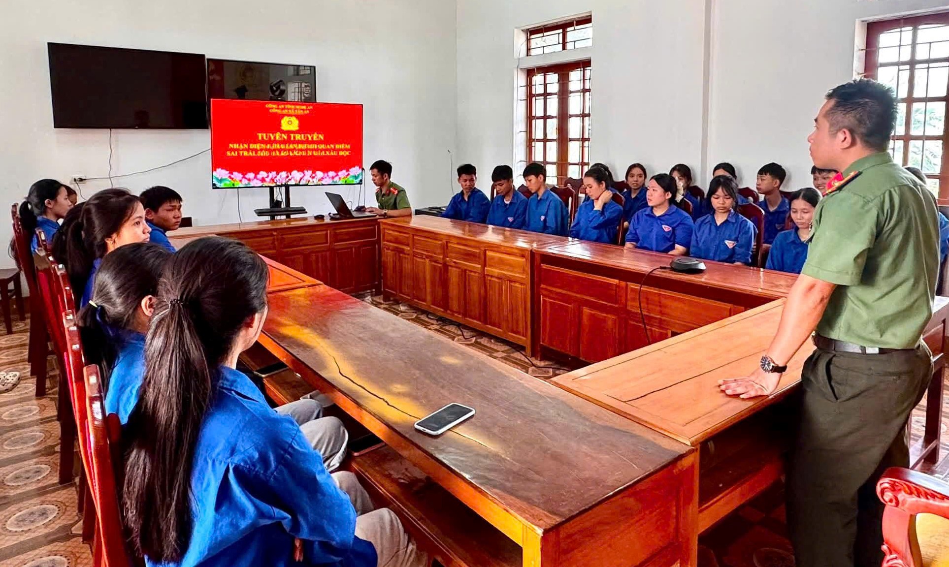 Toàn cảnh buổi tuyên truyền