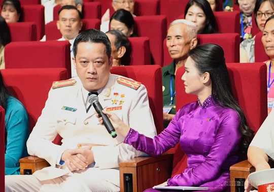 Đại tá Nguyễn Đức Cường, Anh hùng Lực lượng vũ trang nhân dân, Phó Giám đốc Công an tỉnh Nghệ An chia sẻ về cuộc chiến với tội phạm ma túy giữ gìn sự bình yên cho Nhân dân