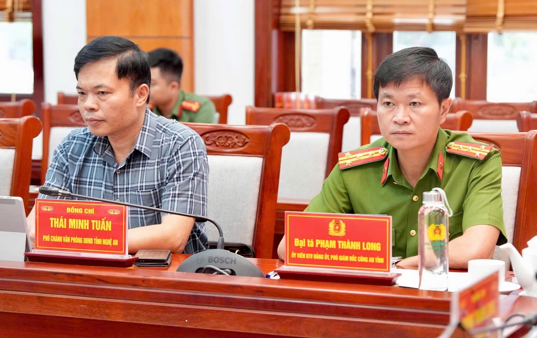 Đại  biểu tham dự tại điểm cầu Công an tỉnh Nghệ An