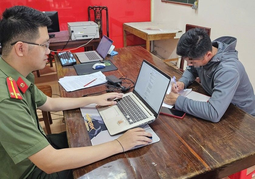 Cơ quan Công an làm việc với anh N.Đ.Th.
