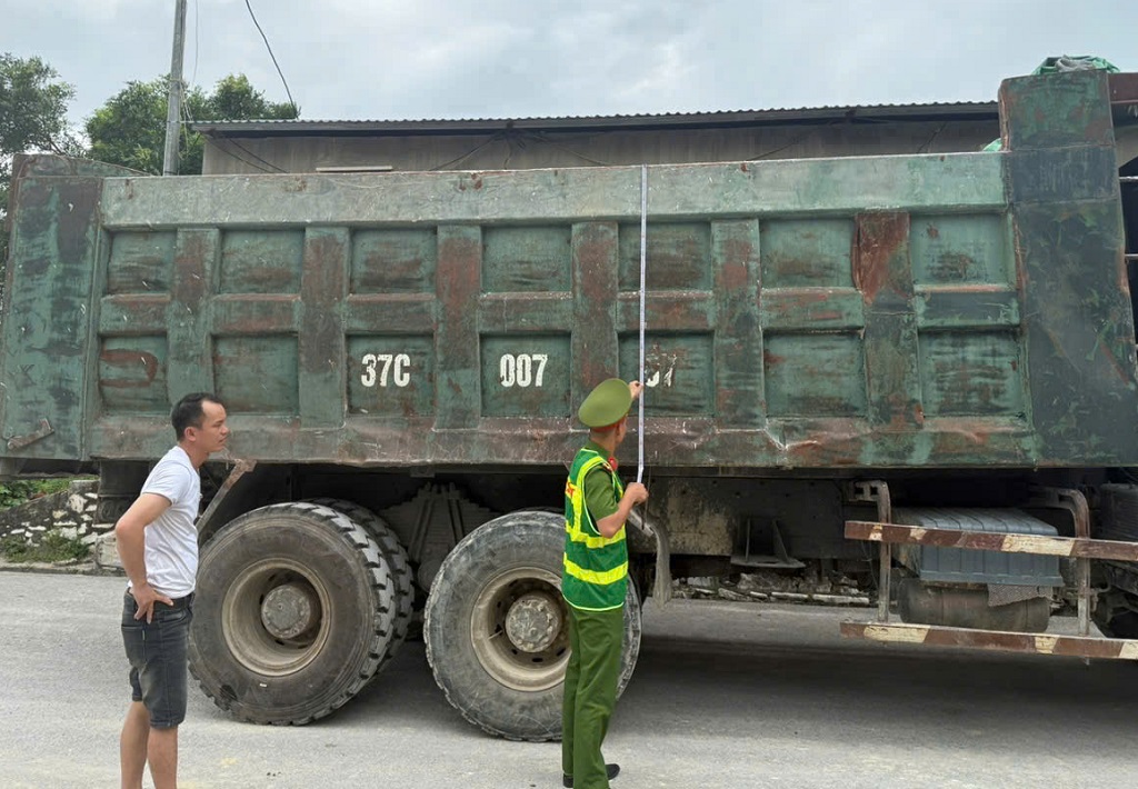 Công an xã Châu Lộc triển khai tổng rà soát phương tiện theo kế hoạch