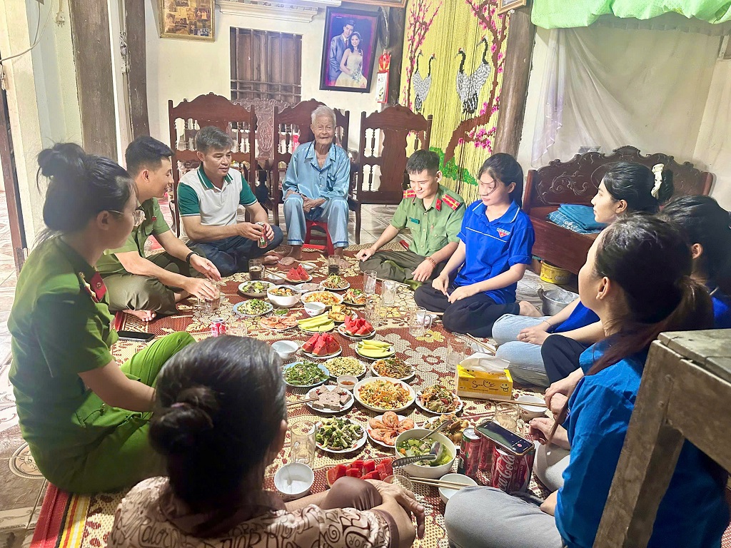 Tổ chức 