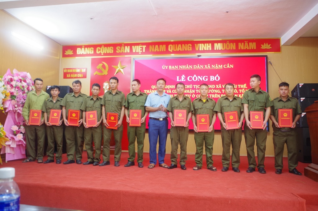 Xã Nậm Cắn công bố thành lập 12 Tổ bảo vệ an ninh, trật tự ở cơ sở