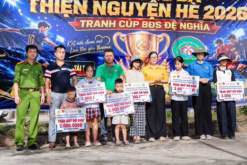 Giải bóng đá thiện nguyện hè lan tỏa tinh thần sẻ chia