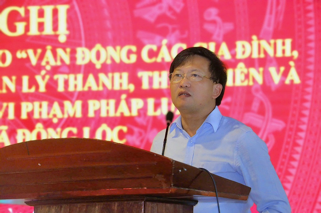 Đồng chí Nguyễn Đức Thọ, Phó Bí thư Đảng ủy, Chủ tịch UBND xã phát biểu