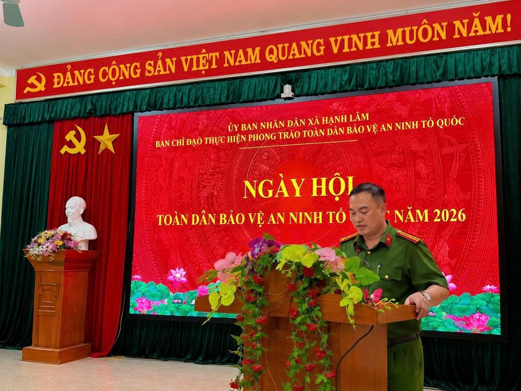Đại diện Chỉ huy Công an xã Hạnh Lâm phát biểu