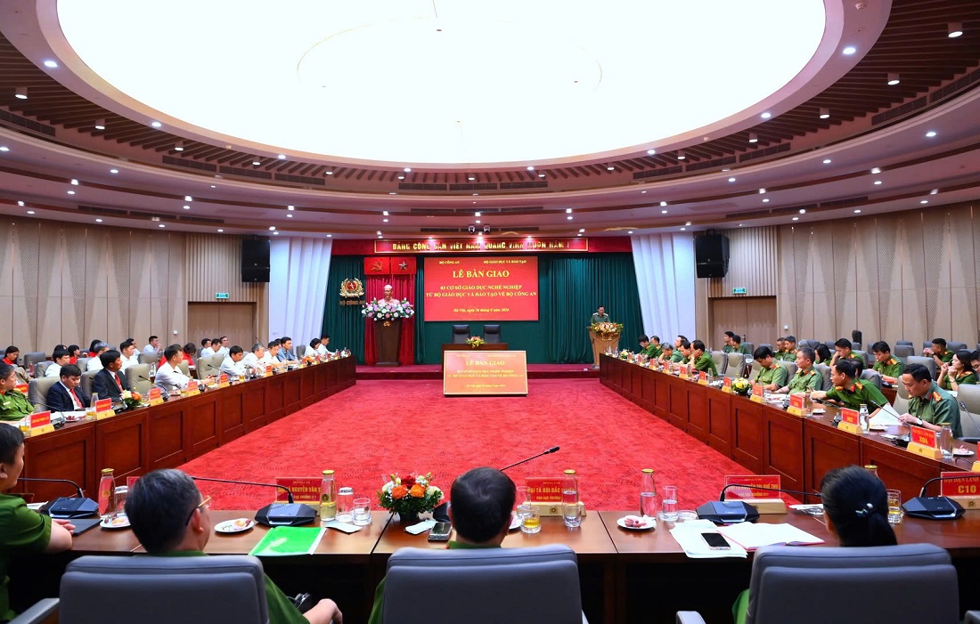 Toàn cảnh Lễ bàn giao
