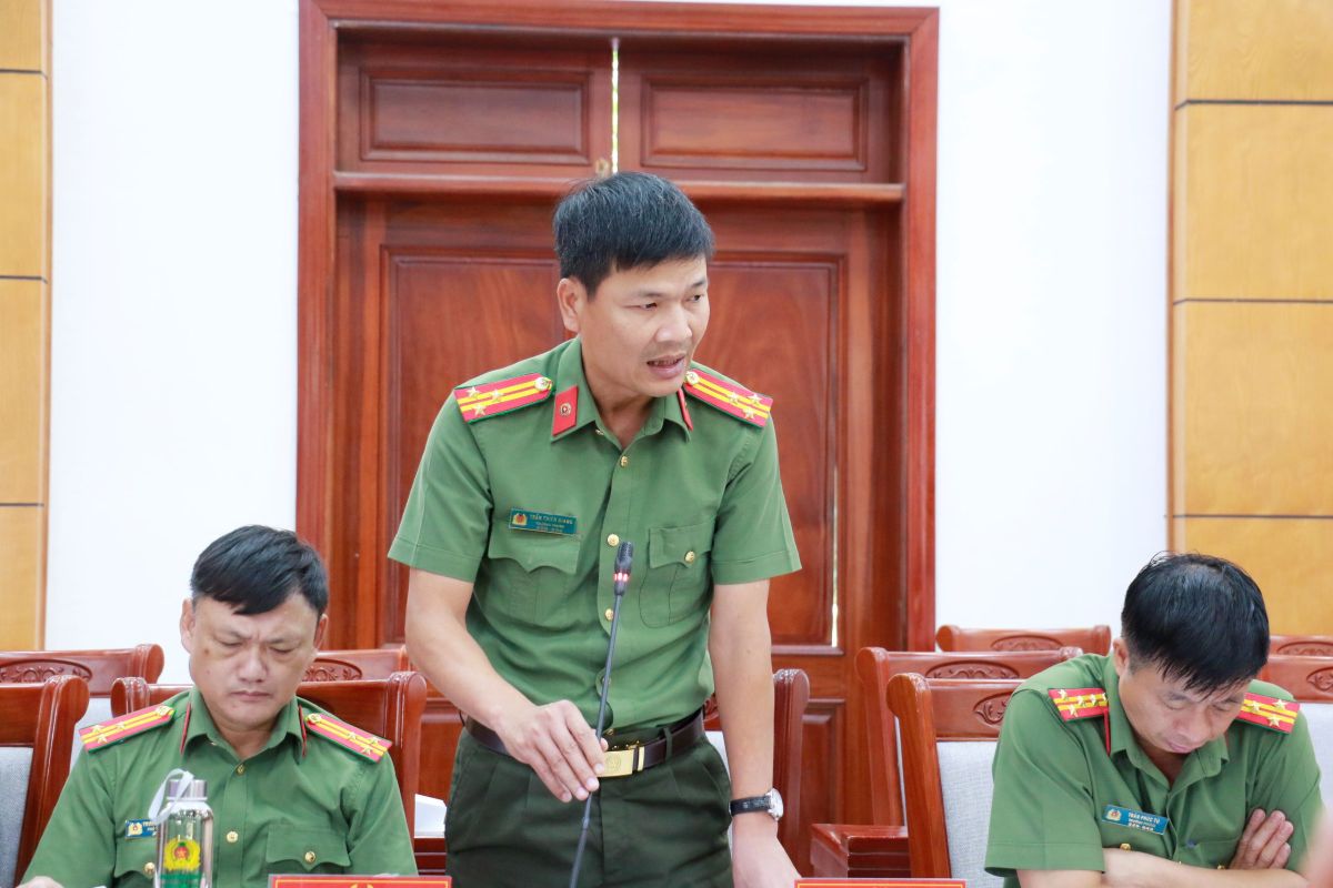 Đại diện lãnh đạo các phòng phát biểu