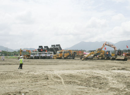 Công ty CP Thanh Bình - Phú Mỹ đang tăng tốc hoàn thiện hạ tầng để thu hút các nhà đầu tư Nhật Bản đầu tư vào KCN Phú Mỹ 3. Ảnh: NGUYỄN QUANG