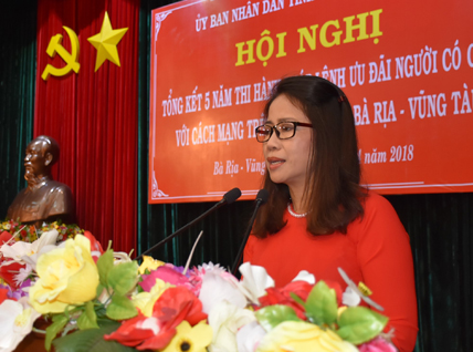 Đồng chí Lê Thị Trang Đài, Giám đốc Sở LĐ-TB-XH phát biểu khai mạc hội nghị.