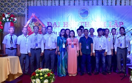 Ban Chấp hành Hội Đá cảnh-Đá phong thủy tỉnh BR-VT ra mắt Đại hội.