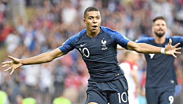 Mbappe trở thành cầu thủ trẻ thứ 2 sau Pele ghi bàn trong một trận chung kết World Cup.
