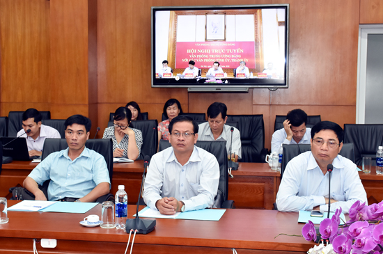 Các đại biểu tham dự hội nghị tại điểm cầu Văn phòng Tỉnh ủy BR-VT.