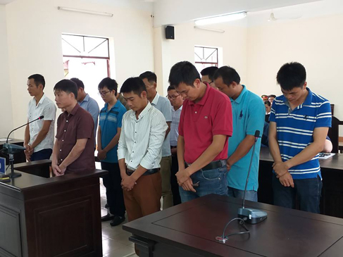 Các bị cáo tại phiên tòa ngày 27-7.
