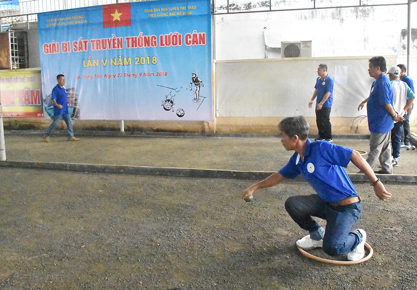 VĐV thi đấu tại giải.