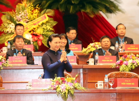 Chủ tịch Quốc hội Nguyễn Thị Kim Ngân đến dự và tham gia Đoàn Chủ tịch Đại hội.