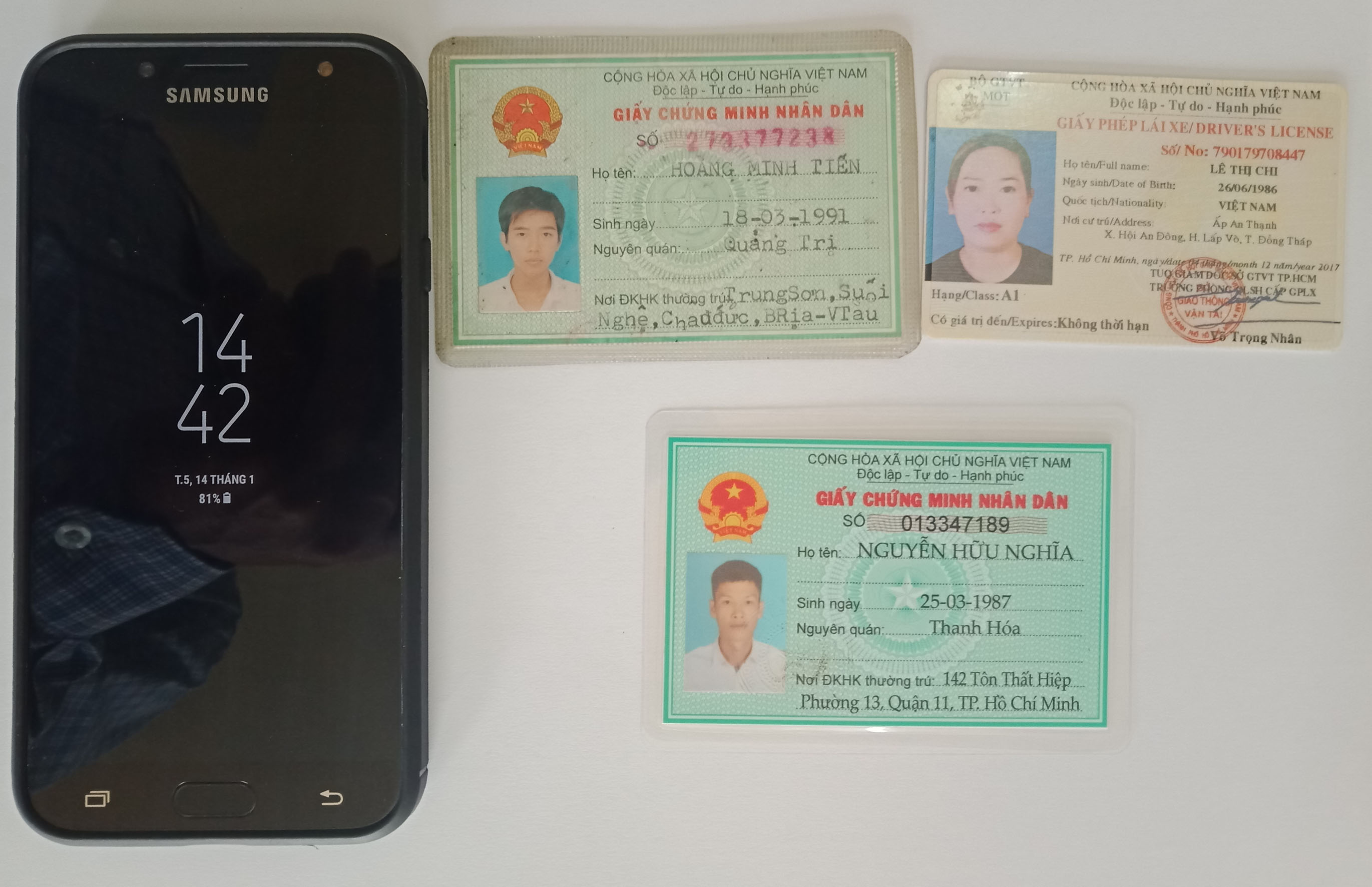 Tang vật trong vụ án làm giả con dấu, tài liệu của cơ quan, tổ chức do  Hoàng Minh Tiến thực hiện.