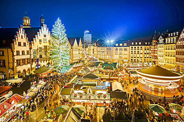 Không khí nhộn nhịp ở hội chợ Strasbourg.