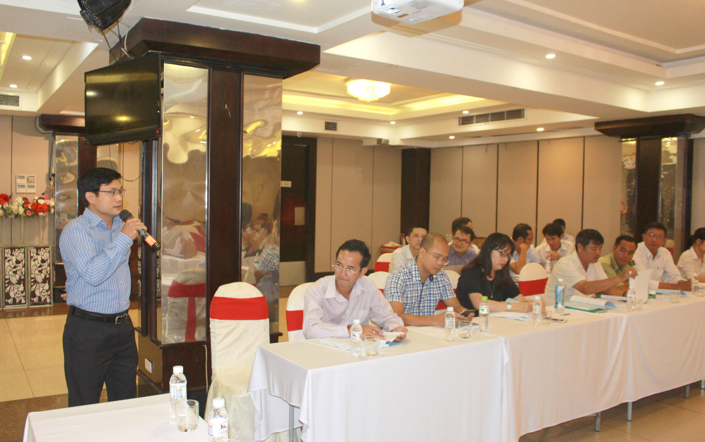 Tổng cục Thủy sản thường xuyên mở các lớp tập huấn, phổ biến thông tin về các quy định và biện pháp bảo tồn nguồn lợi thuỷ sản cho cơ quan  chức năng các tỉnh ven biển.