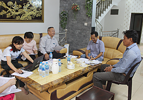 Đoàn thanh tra chuyên ngành đóng BHXH, BHYT, BHTN của BHXH tỉnh thanh tra tại Công ty TNHH Đức Thuận (TP.Vũng Tàu). 