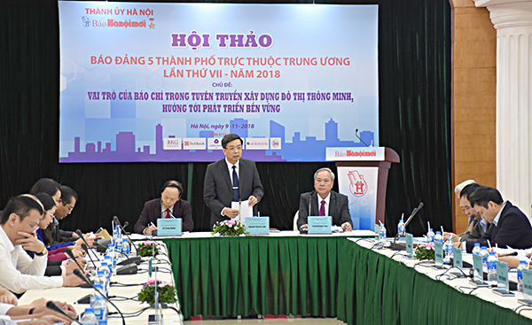 Toàn cảnh hội thảo “Vai trò của bao chí trong tuyên truyền xây dựng đô thị thông minh, hướng đến phát triển bền vững”.